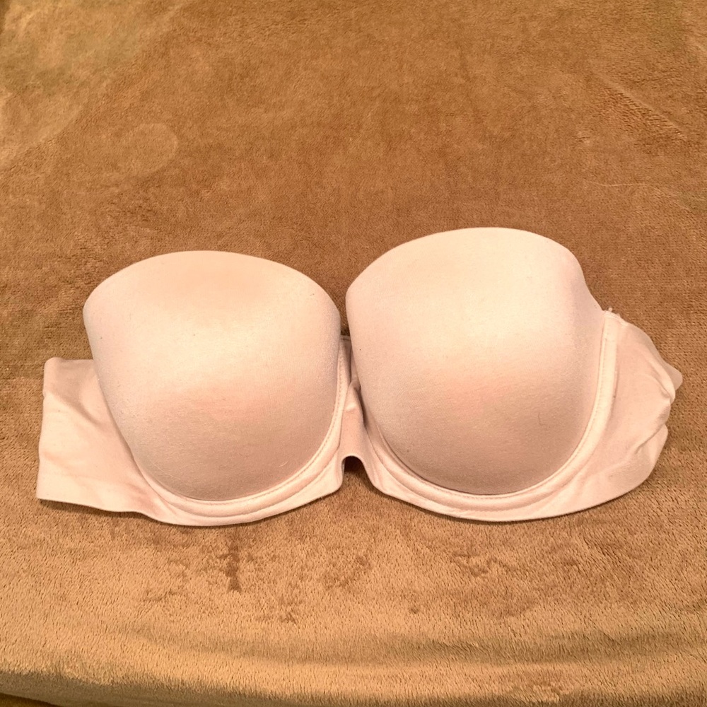 Aerie Tan Strapless Bra with Seamless Design. Sz 34B color:
Tan